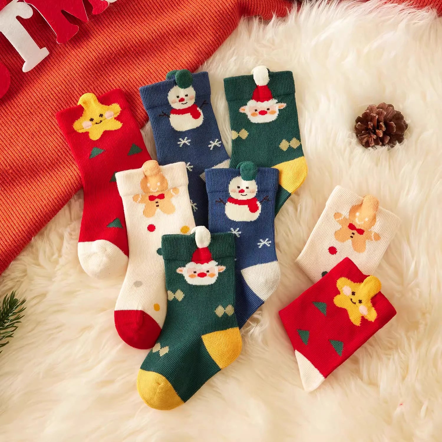 4pcs Festive Reindeer Kids Christmas Sock Set