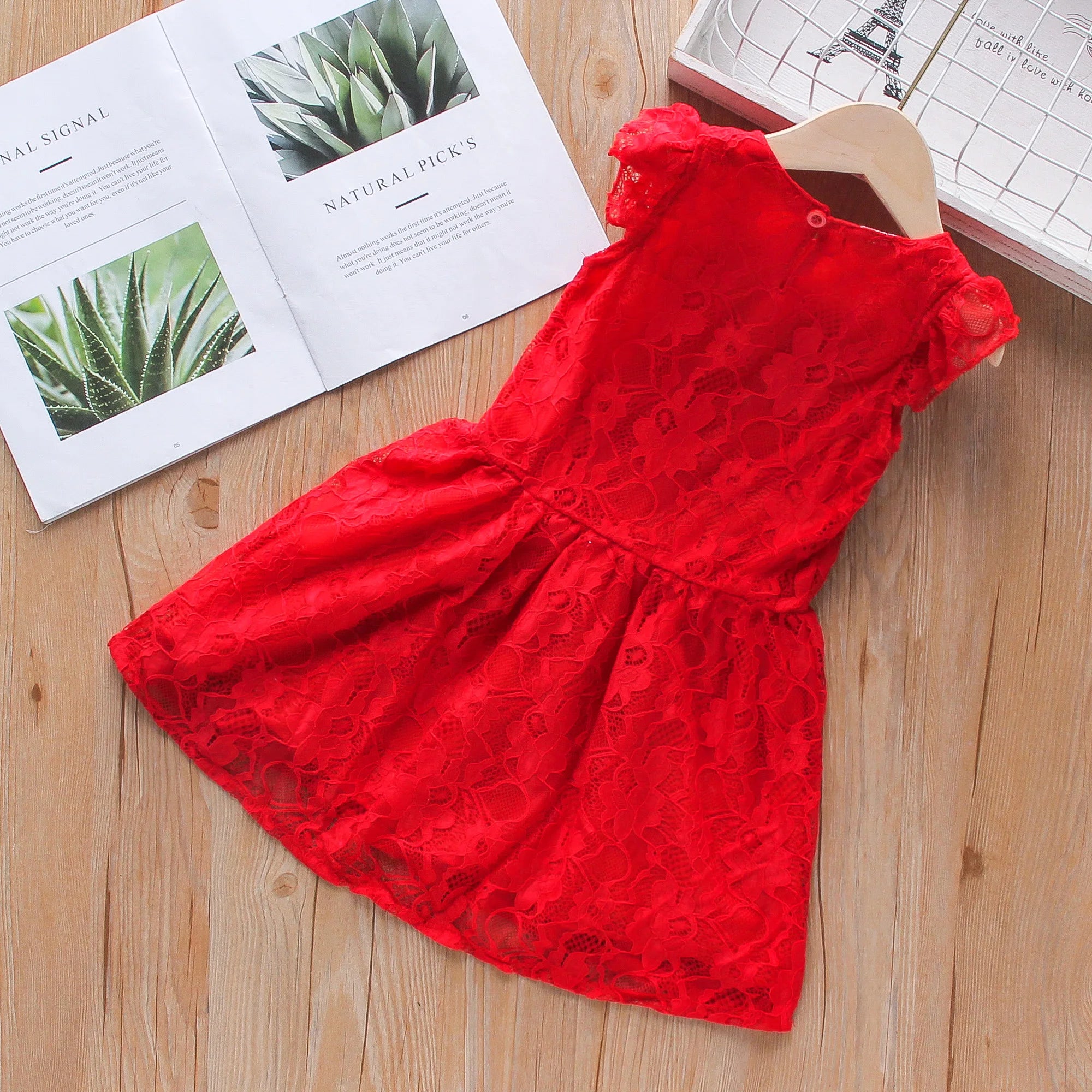 Solid Lace Short Sleeve Princess Dress (Girls)