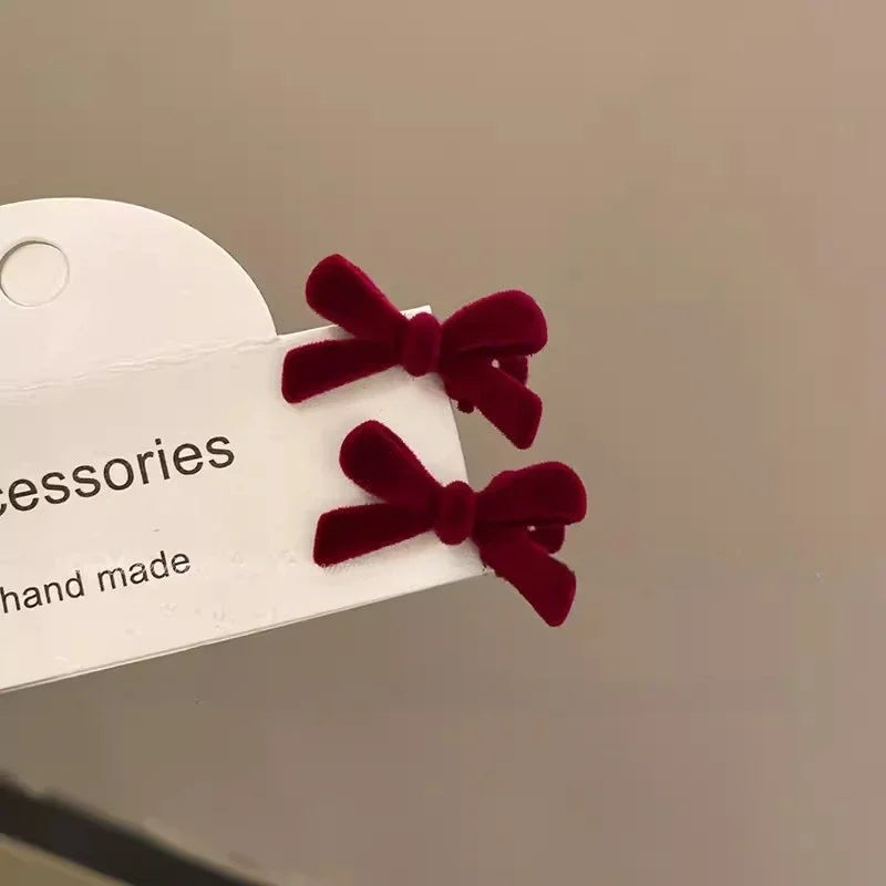 Mini Bow Hair Clips – Soft Velvet Design