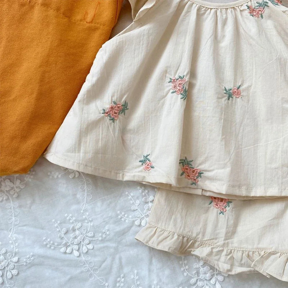 Floral Print Flying Sleeve Top & Shorts, Cute Two-Piece Refreshing Outfit for Little Girls