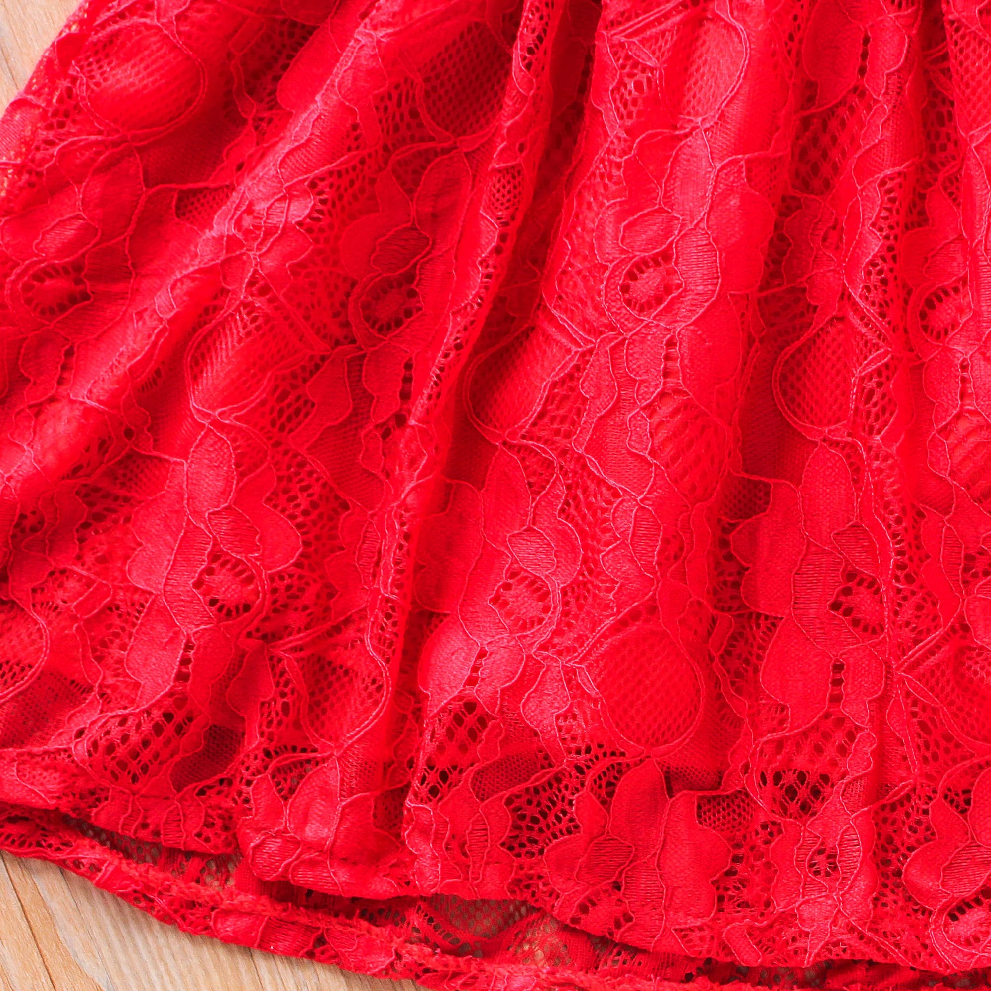 Solid Lace Short Sleeve Princess Dress (Girls)