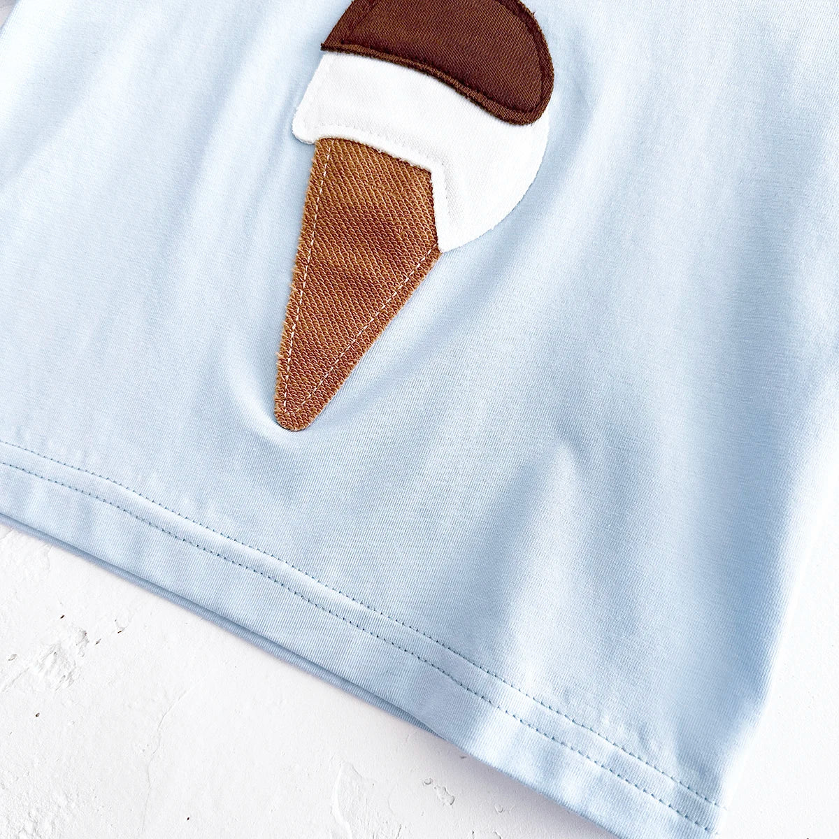 Baby Summer Outfit – 2-Piece Newborn Set, Ice Cream Print T-Shirt & Sports Shorts for Boys & Girls