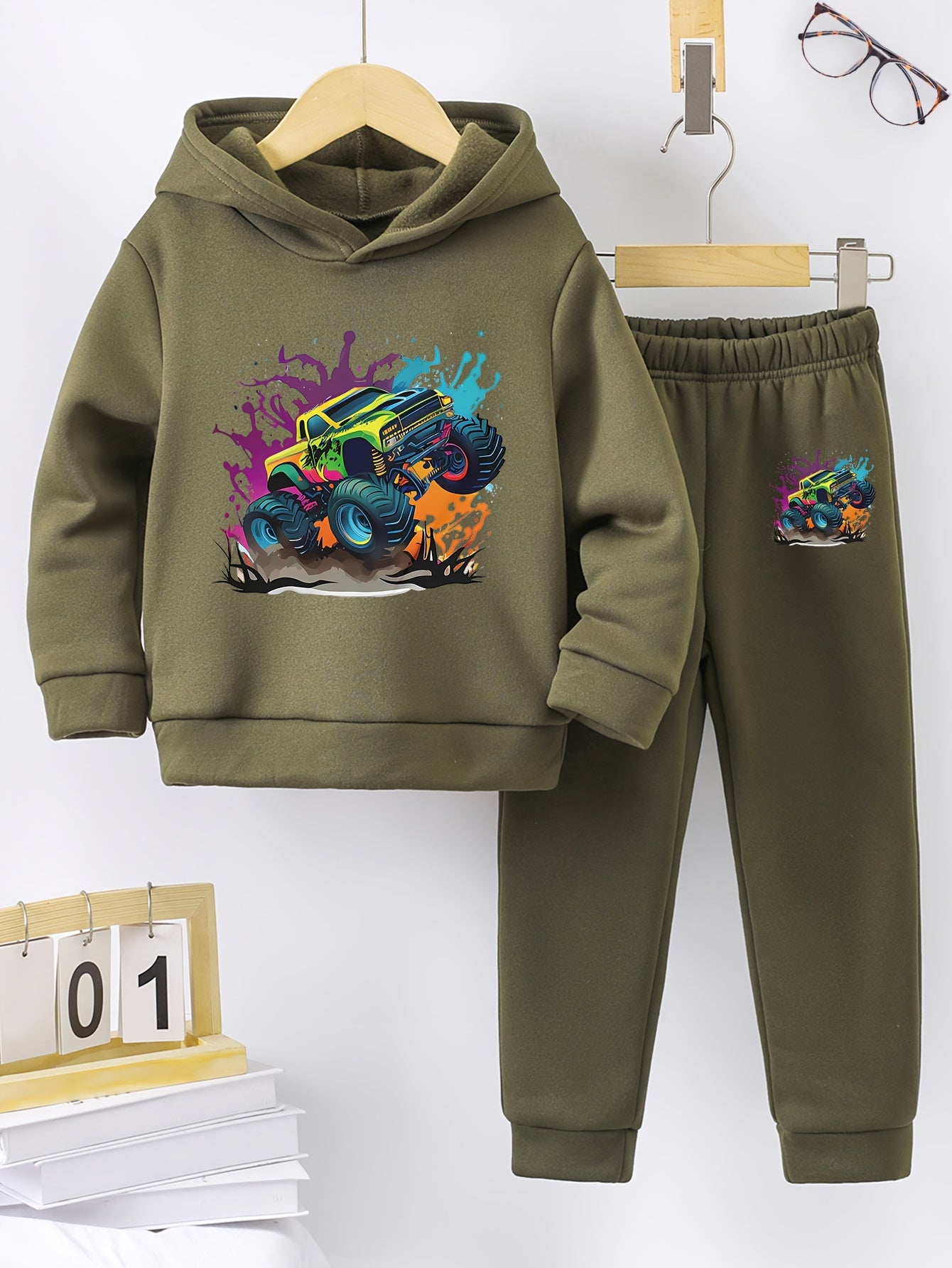 Boys Car Graphic Print Long Sleeve Hooded Sweatshirt + Sporty Pants